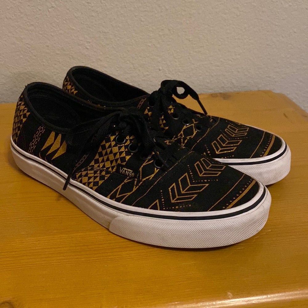 VANS Authentic Canvas Shoe | Aztec Print | Sz 7.5 / 9